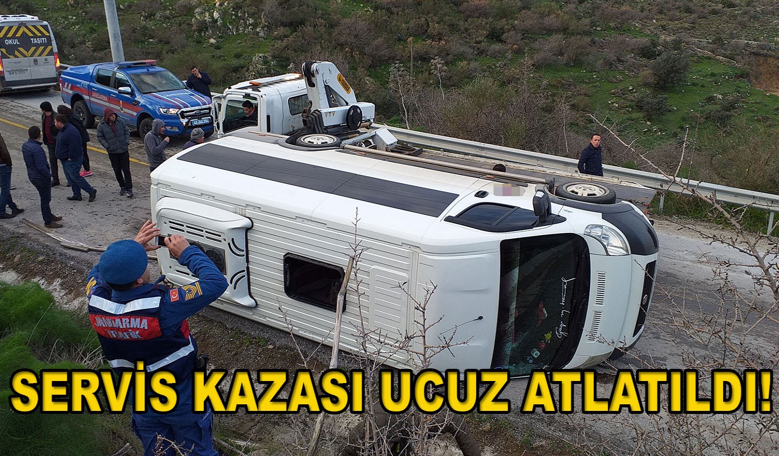 SERVİS KAZASI UCUZ ATLATILDI!
