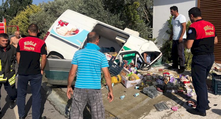 Datça'da Minibüs Kazası; 3 Yaralı