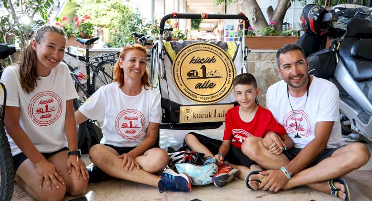 Bisikletli Ailenin Göbeklitepe'ye 1300 Kilometrelik Yolculuğu
