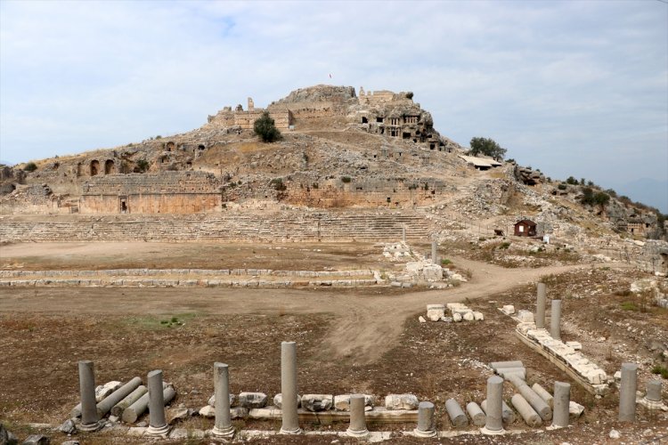 Tlos Antik Kenti'nde Kazılar Sürüyor