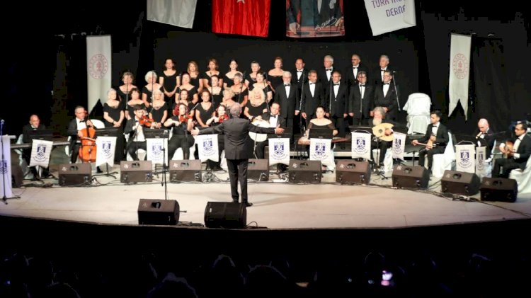Dinleyiciler Türk Müziğine Doydu