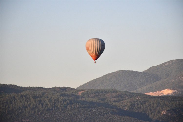 Yatağan'da Sıcak Hava Balonu Turizmi