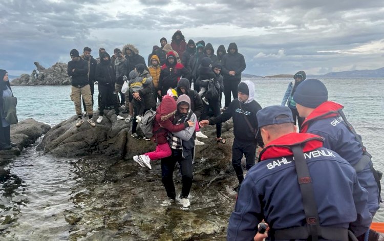 Göçmenler Adada Mahsur Kaldı