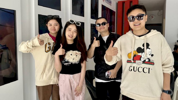 Çinli Turistler, 3 Yıl Sonra Babadağ'a Döndü