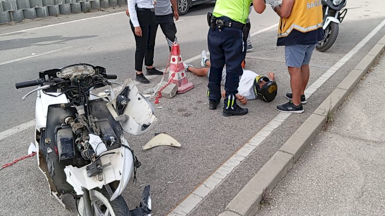 Motosiklet Sürücüleri Yaralandı