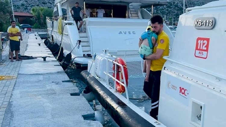 Teknede Yaralanan Çocuğa Tıbbi Tahliye